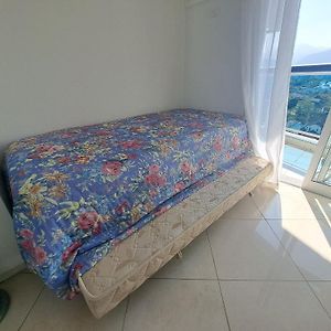 Quarto Privativo Em Apto Barra Com Vista - Com Anfitriao